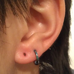 Oilslick Titanium Captive Bead Ring Customer Photo